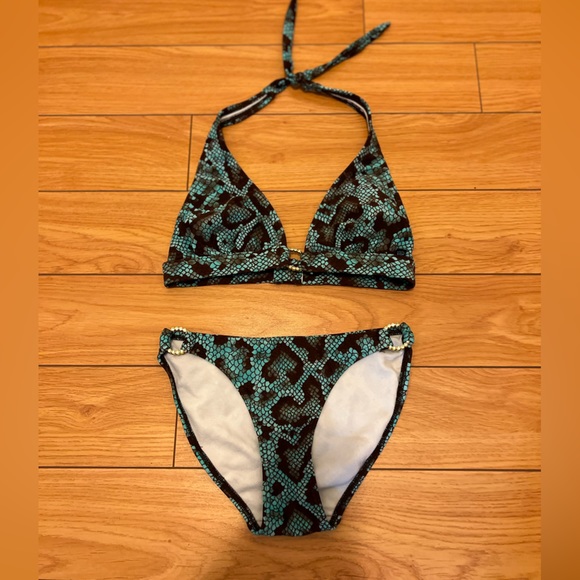 💥4/$30 bikinis- two piece sets - Picture 10 of 13